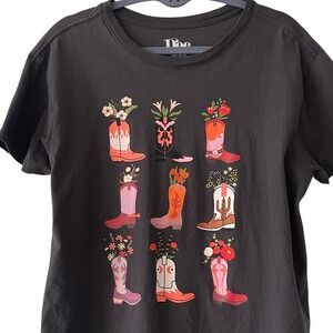Doe. Dark Gray Cowboy Boot Floral Western T-Shirt Large